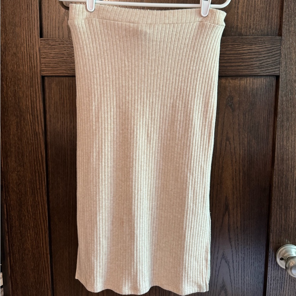 Cream Ribbed Skirt